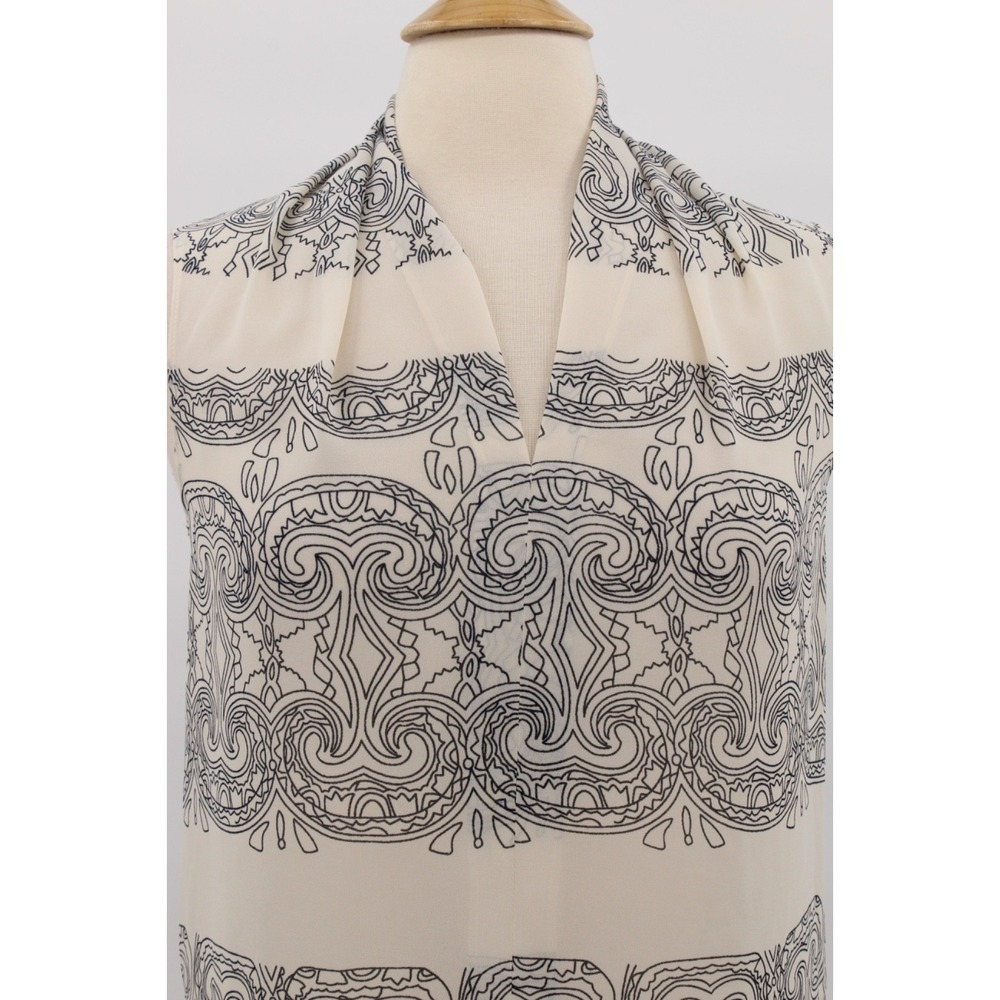 CAbi 3091‎ Scrollwork Sleeveless Blouse XS V-Neck - Picture 2 of 12